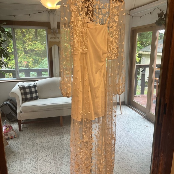 Le Rose Adele bridal robe- slip included - Picture 2 of 7